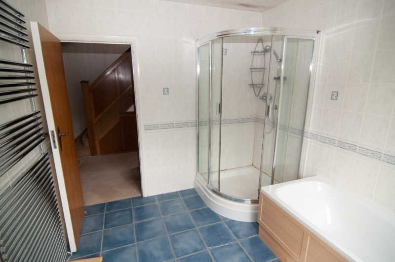 bathroom installations ensuite stanmore 1 before 4
